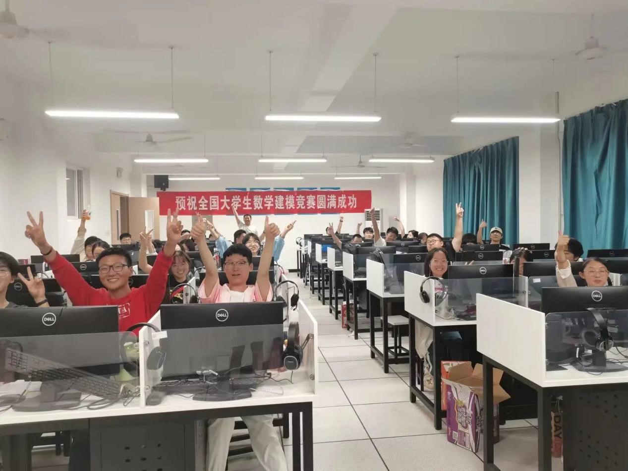 喜报连连 捷报频传 明德学子在重磅赛事中再传佳音 喜报连连 捷报频传 明德学子在重磅赛事中再传佳音